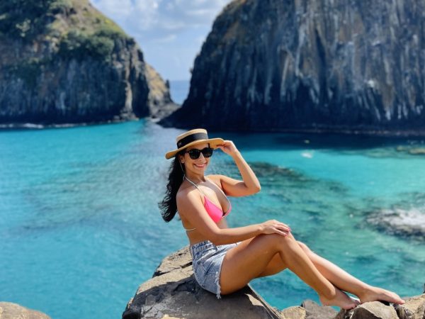 Chapéus e Estilo: Como Personalizar seu Chapéu de Praia Feminino